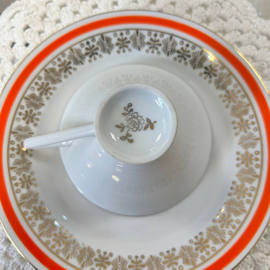 Чайное трио Германия. Твердый фарфор, деколь, позолота. Треугольная ручка. Маркировка. Винтаж. Картинка 6